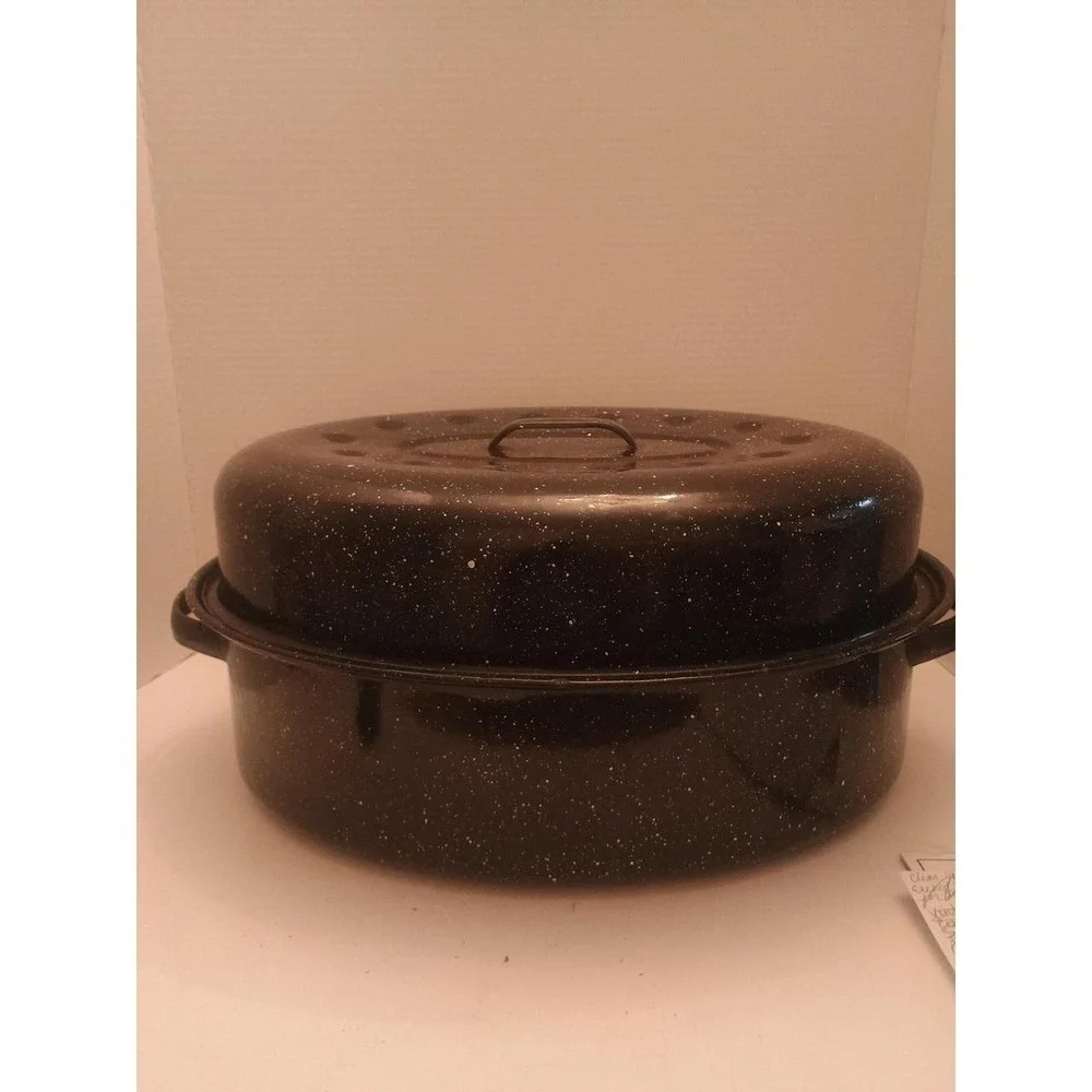 Large Roasting Pan With Lid